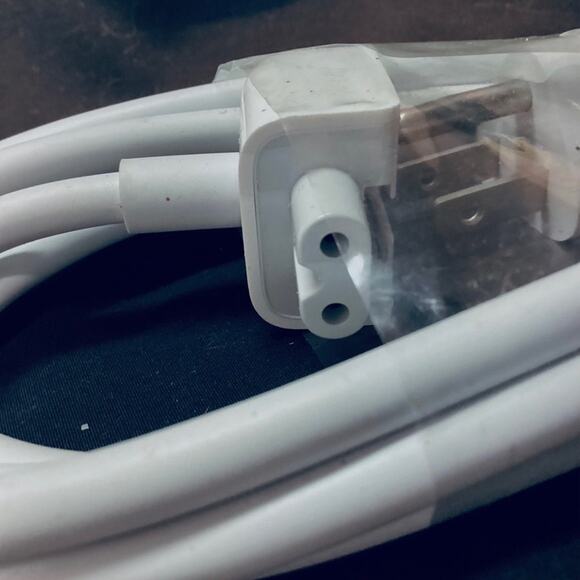 Apple Power Adapter Extension Cable - Picture 4 of 4